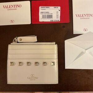 Authentic Valentino Walet